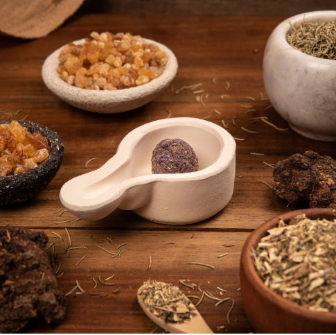 Bombinha de Defumação Sagrada Madre Herbal - Desbloqueio 4 Unidades