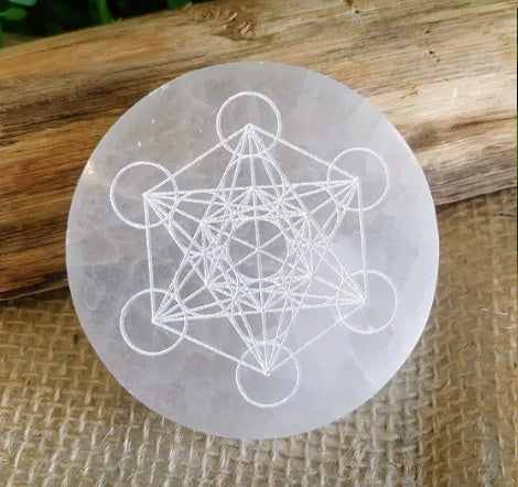 Base Redonda de Selenita Cubo Metatron - 7,5cm