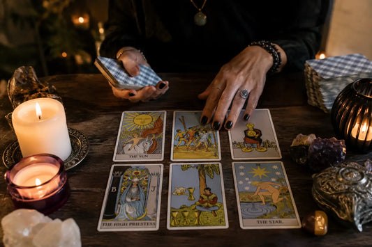 Como formular perguntas para uma sessão de Tarot online?