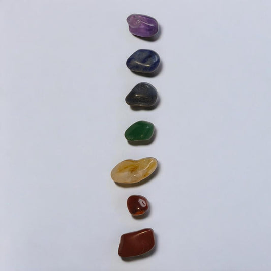 Kit Cristais dos 7 Chakras Roladas – Alinhamento, Equilíbrio e Expansão Energética