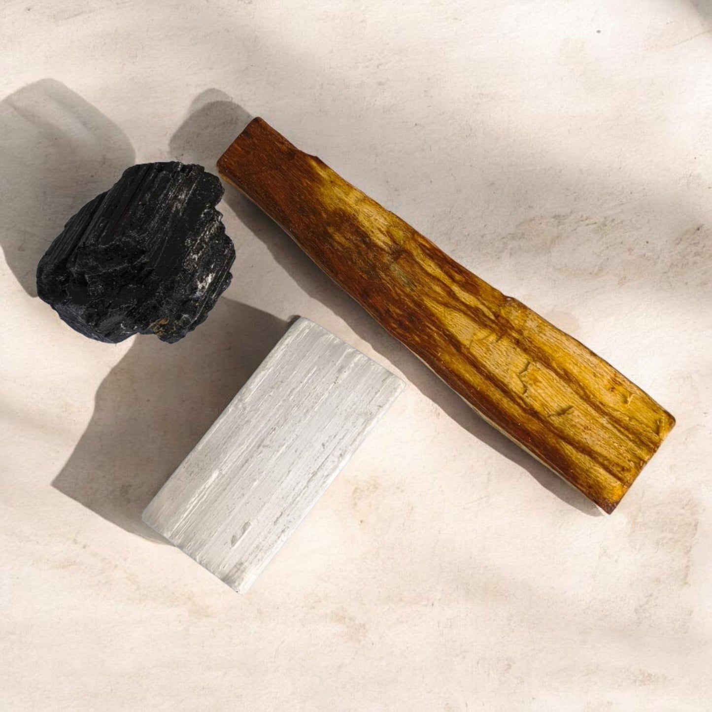 Kit Limpeza e Proteção Energética: Selenita,Turmalina Negra e Palo Santo